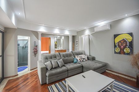 Apartamento à venda com 200m², 3 quartos e 3 vagas Apartamento à venda com 200m², 3 quartos e 3 vagasSala 2