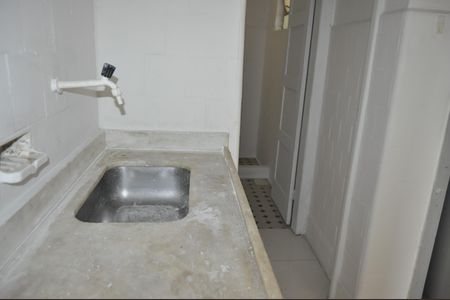 Apartamento para alugar com 100m², 2 quartos e sem vagaCozinha 