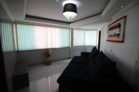 Sala de apartamento à venda com 4 quartos, 250m² em Conjunto Agua Branca, Contagem