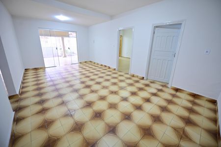 Sala de casa para alugar com 4 quartos, 180m² em Setor Campinas, Goiânia