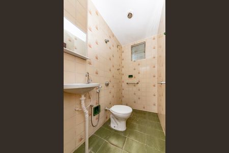 Casa à venda com 273m², 2 quartos e 3 vagasBanheiro Social