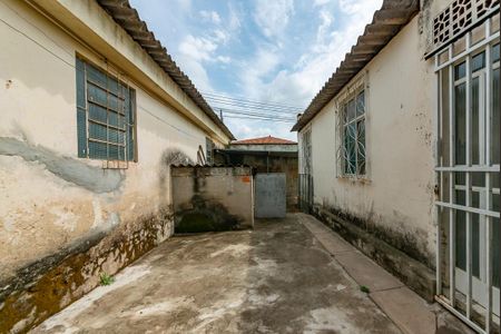 Casa à venda com 273m², 2 quartos e 3 vagasQuintal