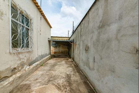 Casa à venda com 273m², 2 quartos e 3 vagasGaragem