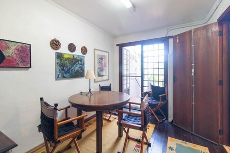 Sala de casa à venda com 4 quartos, 390m² em Menino Deus, Porto Alegre