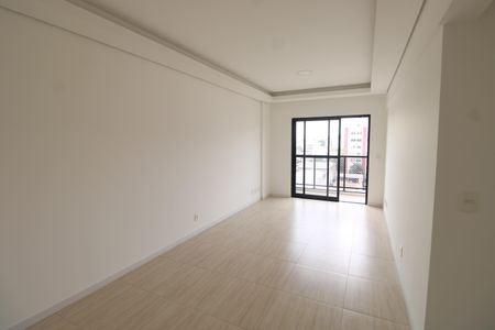 Sala de apartamento para alugar com 3 quartos, 90m² em Vila Valqueire, Rio de Janeiro