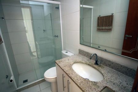 Apartamento à venda com 56m², 2 quartos e 1 vagaBanheiro Social