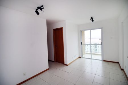 Sala de apartamento à venda com 2 quartos, 56m² em Penha, Rio de Janeiro
