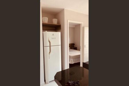Cozinha de apartamento para alugar com 1 quarto, 43m² em Belenzinho, São Paulo