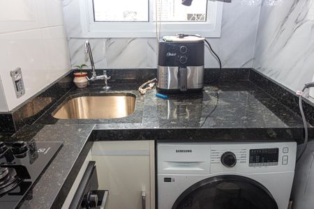 Apartamento à venda com 38m², 2 quartos e sem vaga Apartamento à venda com 38m², 2 quartos e sem vagaCozinha e Área de Serviço