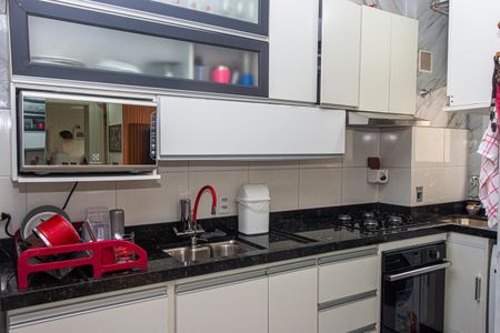 Apartamento à venda com 38m², 2 quartos e sem vaga Apartamento à venda com 38m², 2 quartos e sem vagaCozinha e Área de Serviço