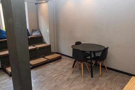 Apartamento à venda com 38m², 2 quartos e sem vaga Apartamento à venda com 38m², 2 quartos e sem vagaÁrea comum - Sala de Jogos