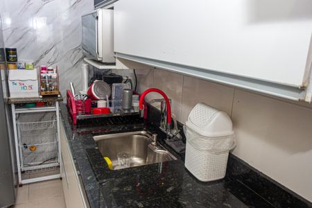 Apartamento à venda com 38m², 2 quartos e sem vaga Apartamento à venda com 38m², 2 quartos e sem vagaCozinha e Área de Serviço