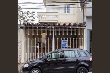 Casa à venda com 120m², 2 quartos e 2 vagasFachada