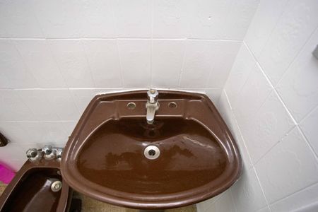 Casa à venda com 120m², 2 quartos e 2 vagasBanheiro 1