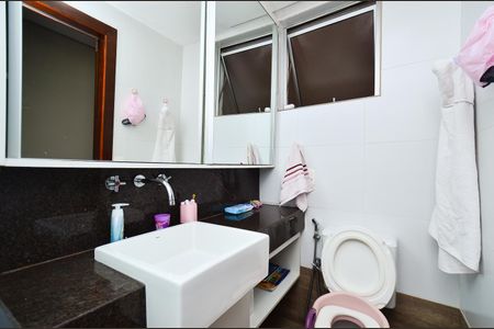 Apartamento à venda com 170m², 3 quartos e 2 vagasBanheiro 2