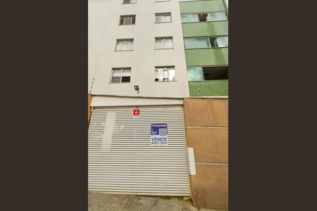 Apartamento à venda com 170m², 3 quartos e 2 vagasFachada - Placa 