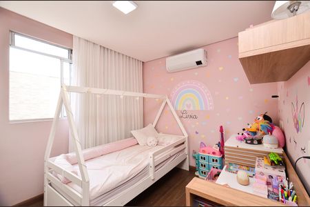 Apartamento à venda com 170m², 3 quartos e 2 vagasQuarto 1