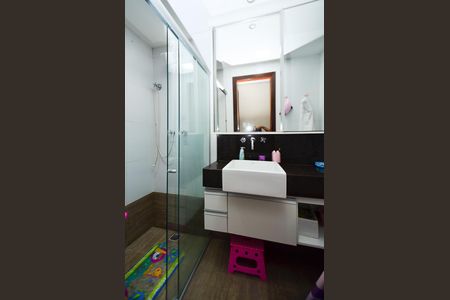 Apartamento à venda com 170m², 3 quartos e 2 vagasBanheiro 2