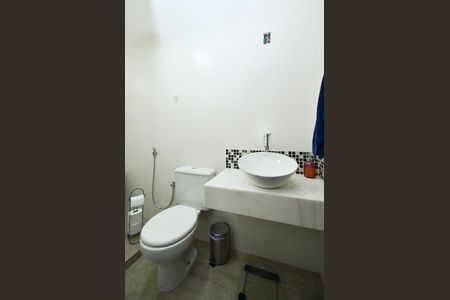 Apartamento à venda com 170m², 3 quartos e 2 vagasBanheiro 1