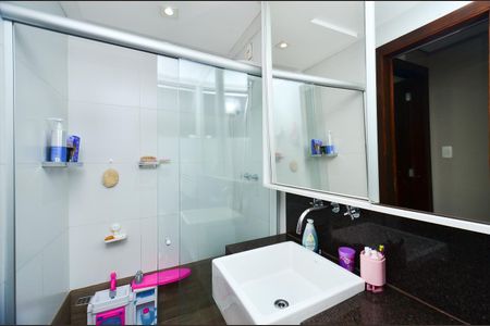 Apartamento à venda com 170m², 3 quartos e 2 vagasBanheiro 2