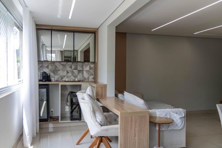 Varanda de apartamento à venda com 3 quartos, 116m² em Estoril, Belo Horizonte