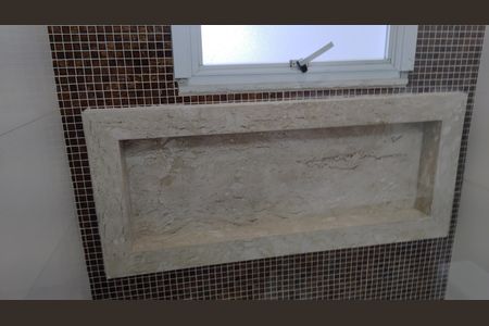 Casa de condomínio à venda com 209m², 4 quartos e 3 vagasBanheiro da Suíte 1