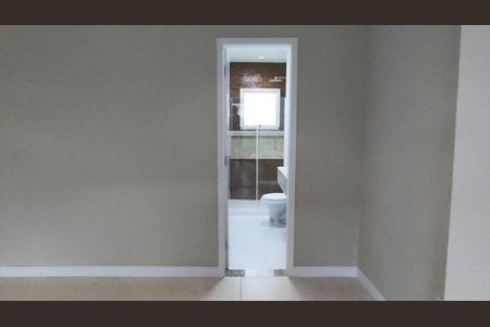 Casa de condomínio à venda com 209m², 4 quartos e 3 vagasSuíte 1