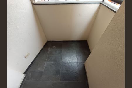 Apartamento para alugar com 47m², 1 quarto e 1 vaga Apartamento para alugar com 47m², 1 quarto e 1 vagaVaranda