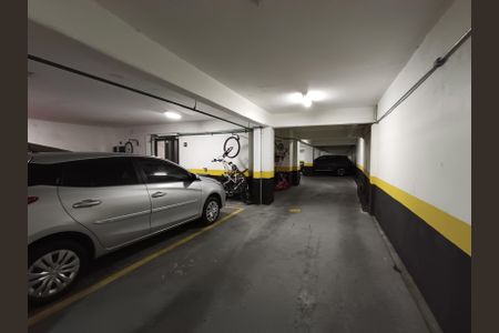 Apartamento para alugar com 47m², 1 quarto e 1 vaga Apartamento para alugar com 47m², 1 quarto e 1 vagaGaragem