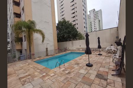 Apartamento para alugar com 47m², 1 quarto e 1 vaga Apartamento para alugar com 47m², 1 quarto e 1 vagaÁrea comum - Piscina
