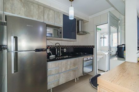 Apartamento à venda com 55m², 2 quartos e 1 vaga Apartamento à venda com 55m², 2 quartos e 1 vagaCozinha