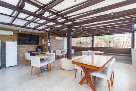 Apartamento à venda com 55m², 2 quartos e 1 vaga Apartamento à venda com 55m², 2 quartos e 1 vagaChurrasqueira