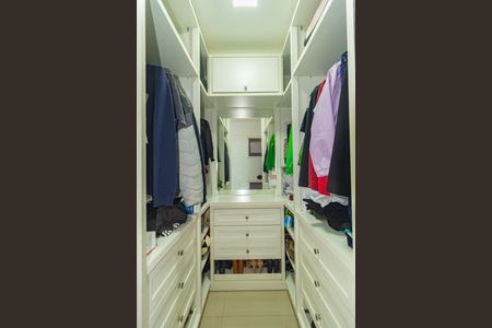 Apartamento à venda com 55m², 2 quartos e 1 vaga Apartamento à venda com 55m², 2 quartos e 1 vagaCloset - Suíte