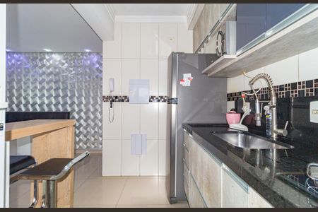 Apartamento à venda com 55m², 2 quartos e 1 vaga Apartamento à venda com 55m², 2 quartos e 1 vagaCozinha