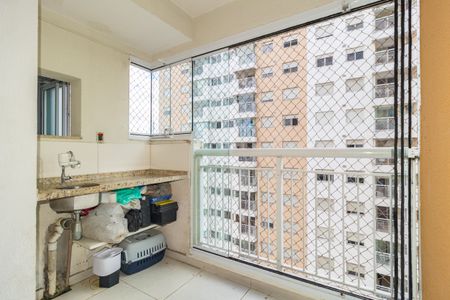 Apartamento à venda com 55m², 2 quartos e 1 vaga Apartamento à venda com 55m², 2 quartos e 1 vagaVaranda