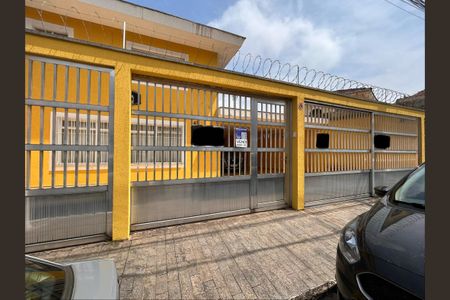 Casa à venda com 253m², 4 quartos e 5 vagas Casa à venda com 253m², 4 quartos e 5 vagasGaragem