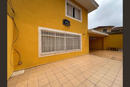 Casa à venda com 253m², 4 quartos e 5 vagas Casa à venda com 253m², 4 quartos e 5 vagasGaragem