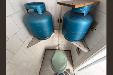 Apartamento à venda com 72m², 2 quartos e 1 vaga Apartamento à venda com 72m², 2 quartos e 1 vagaBanheiro de serviço