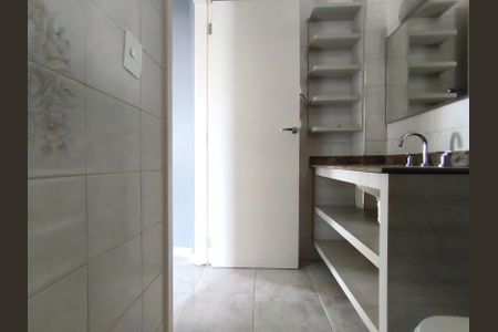 Apartamento à venda com 72m², 2 quartos e 1 vaga Apartamento à venda com 72m², 2 quartos e 1 vagaBanheiro