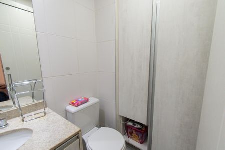 Apartamento à venda com 100m², 2 quartos e 2 vagasBanheiro 