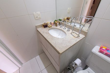 Apartamento à venda com 100m², 2 quartos e 2 vagasBanheiro 