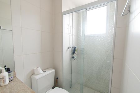 Apartamento à venda com 100m², 2 quartos e 2 vagasBanheiro da suíte 1