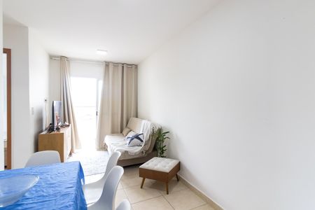 Apartamento para alugar com 55m², 2 quartos e 1 vagaSala