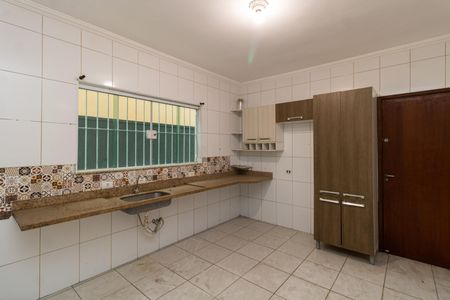 Casa à venda com 180m², 3 quartos e 4 vagasCozinha