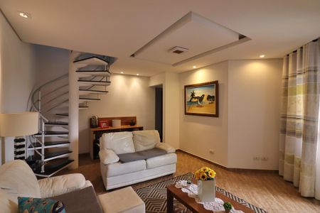 Apartamento à venda com 130m², 2 quartos e 2 vagasSala