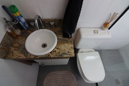 Apartamento à venda com 130m², 2 quartos e 2 vagasBanheiro de serviço