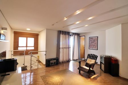 Sala de TV de apartamento à venda com 2 quartos, 130m² em Vila Mariza, São Bernardo do Campo