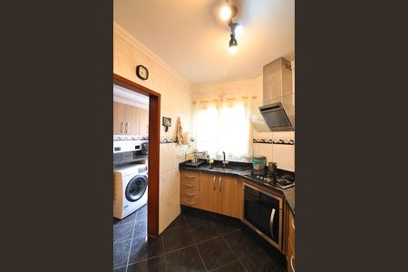 Apartamento à venda com 130m², 2 quartos e 2 vagasCozinha