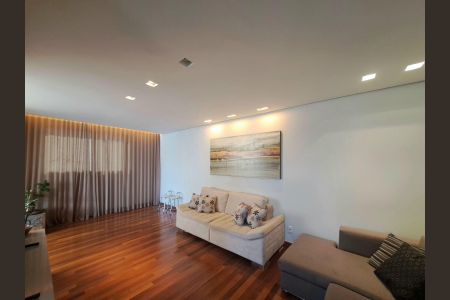 Apartamento à venda com 195m², 4 quartos e 3 vagasSala de TV
