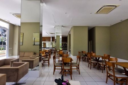 Apartamento à venda com 107m², 2 quartos e 2 vagas Apartamento à venda com 107m², 2 quartos e 2 vagasÁrea comum - Salão de festas